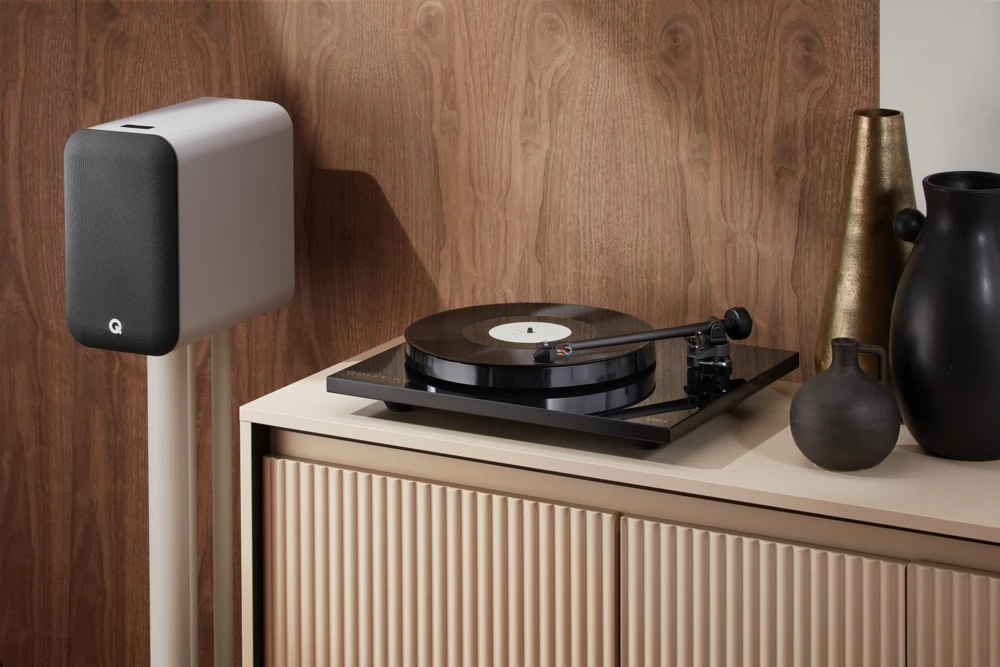 Goldring GR3 Turntable & E3 Cartridge