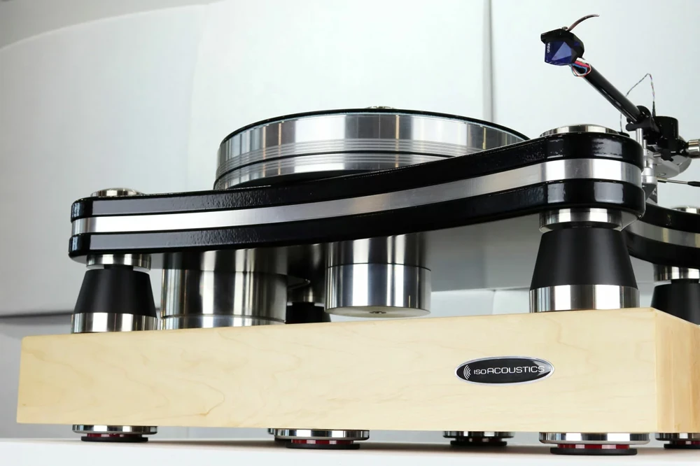 IsoAcoustics DELOS 2216M2 Maple Isolation Platform