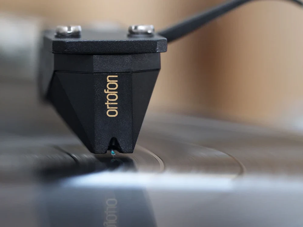 Ortofon 2M Black Moving Magnet Cartridge