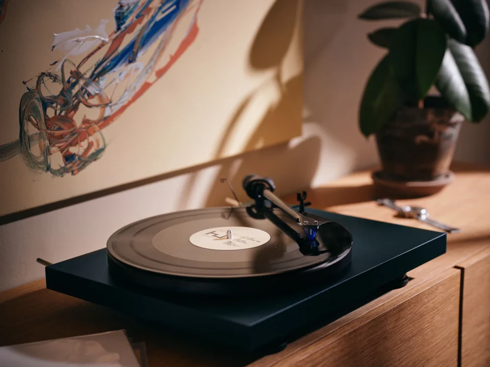 Ortofon 2M Blue Moving Magnet Cartridge
