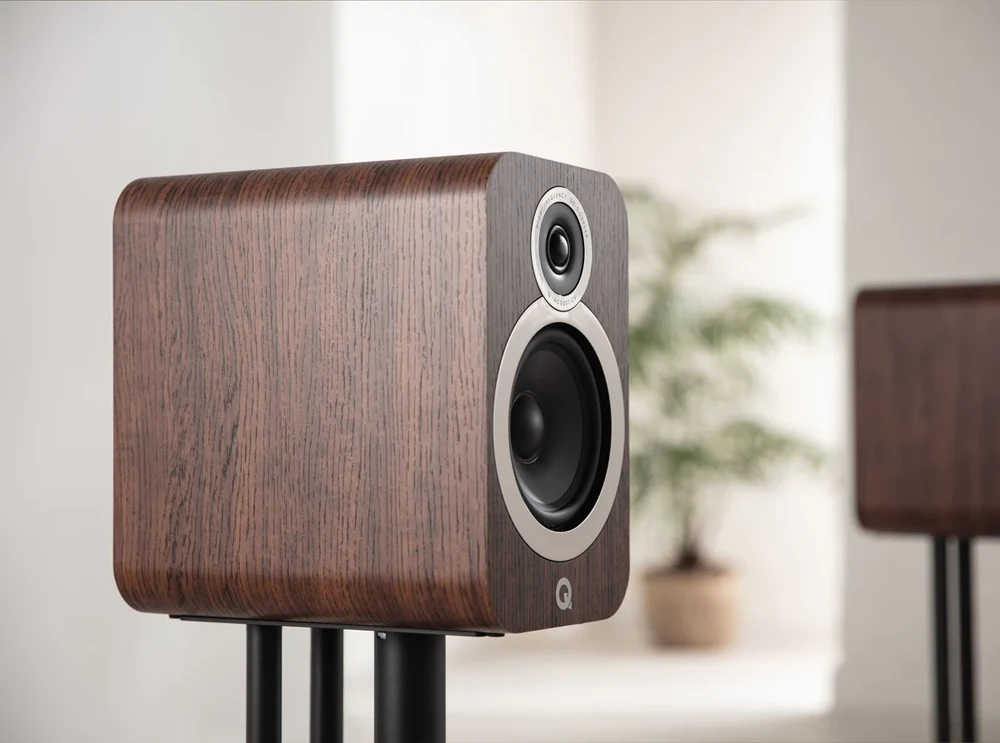 Q Acoustics 3030i Bookshelf speaker English Walnut