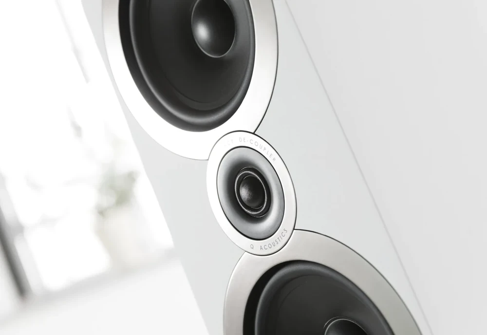 Q Acoustics 3050i Floorstanding speaker Arctic White