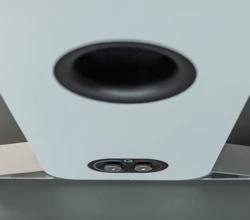 Q Acoustics 5050 Floorstanding speaker Satin White