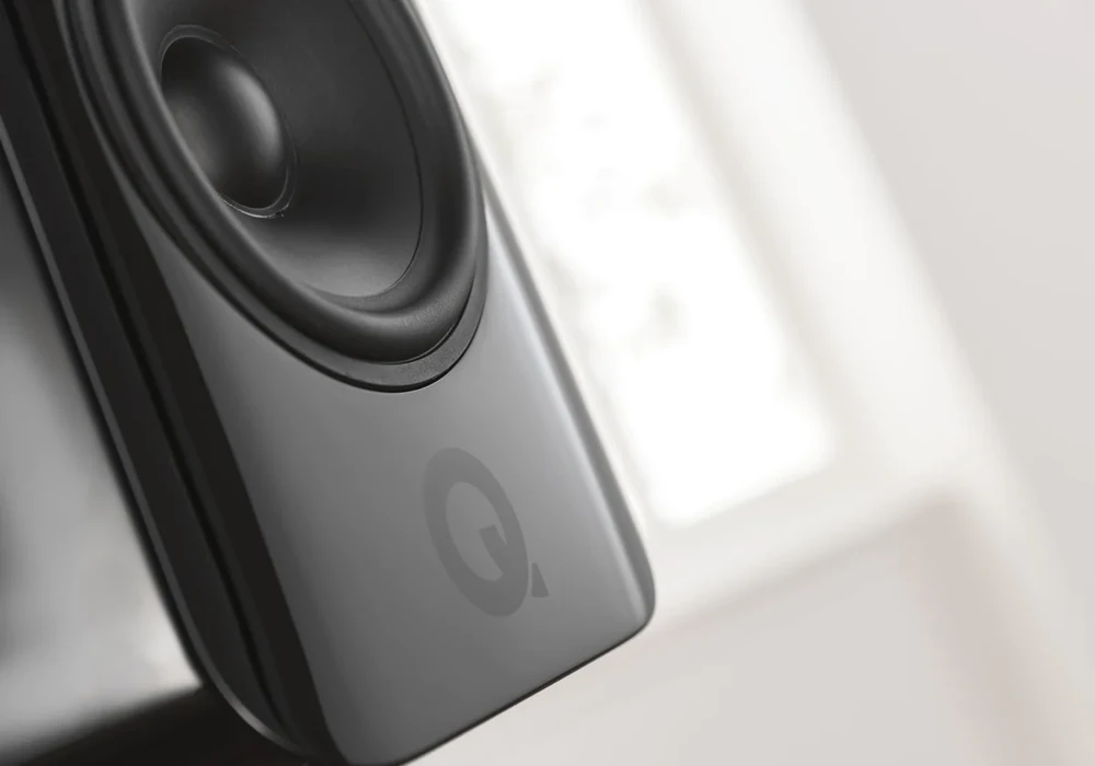 Q Acoustics Concept 300 Bookshelf speaker Black & Rosewood