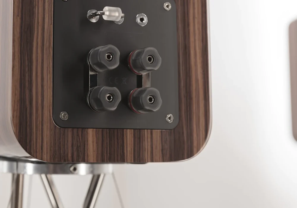 Q Acoustics Concept 300 Bookshelf speaker Black & Rosewood