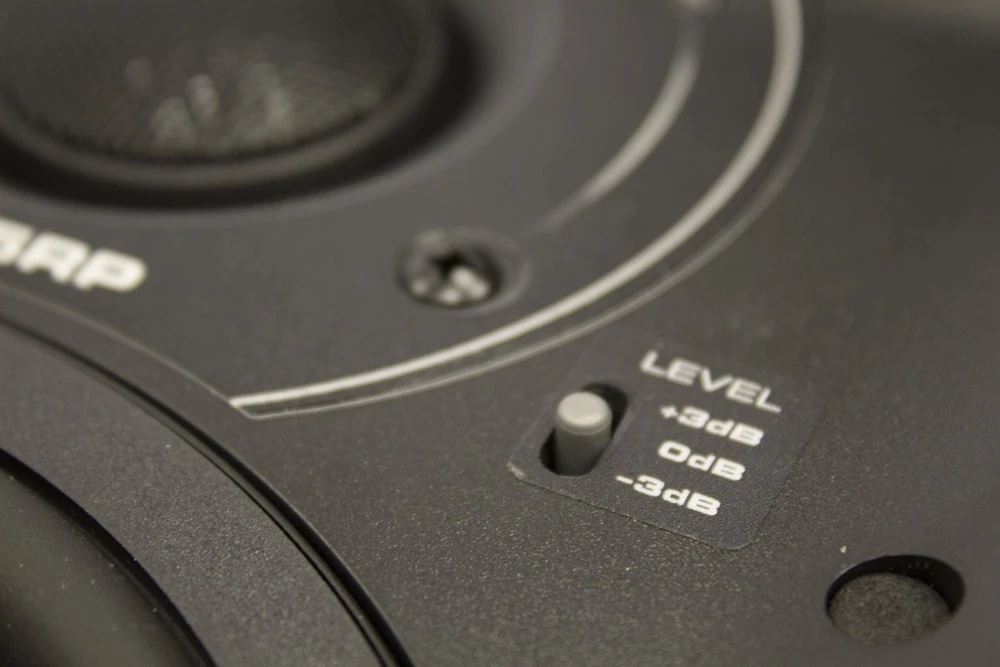 Q Acoustics Qi 65RP Performance In-Wall Speaker